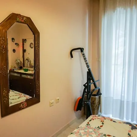 Peaceful & Styled Flat, 2 Bdrms, Wifi, Smart Tv *